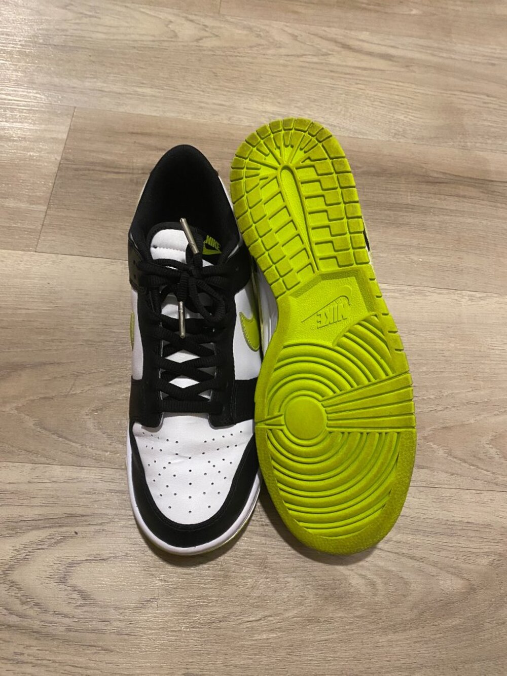 Nike Dunk Low Retro Black Bright Cactus Men’s 9 DV0833-110 Green White - Picture 11 of 13